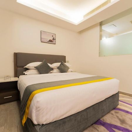 Riyadha Home Apartment Esterno foto